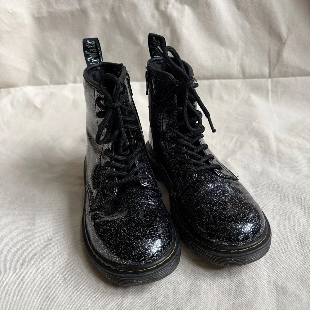Dr. Martens Junior 1460 Boots in Black Cosmic Glitter Patent Leather